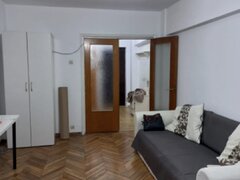 Piata Unirii, Fantani, bulevard, liber, metrou 2 min.