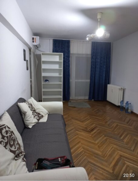 Piata Unirii, Fantani, bulevard, liber, metrou 2 min.,