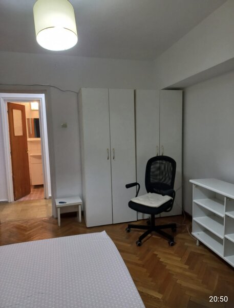 Piata Unirii, Fantani, bulevard, liber, metrou 2 min.,